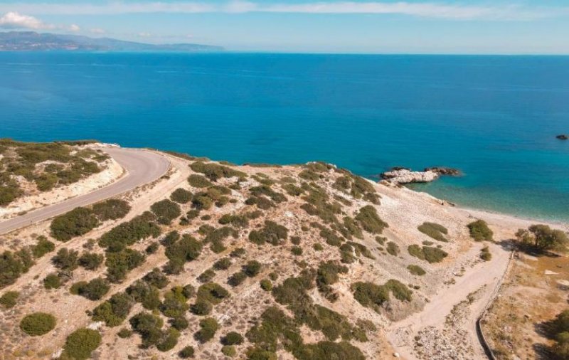 Kalo Chorio bei Agios Nikolaos Kreta, Kalo Chorio: Einzigartiges Grundstück am Meer für erstklassige Investitionsmöglichkeit zu verkaufen Grundstück kaufen